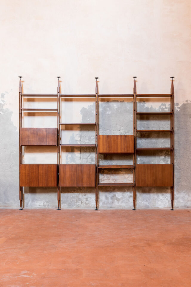 Bookcase_Franco_Albini__