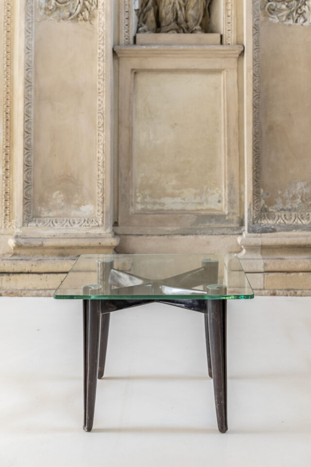 Glass_and_wood_table_Gio_Ponti_-_1